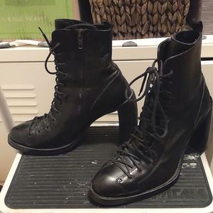Ann Demeulemeester talon heel boots